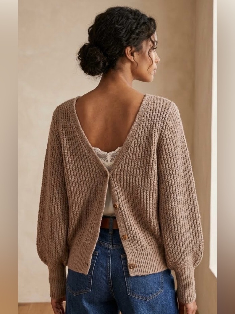 Abercrombie & Fitch Light Brown Button Back Knit Sweater Size Medium